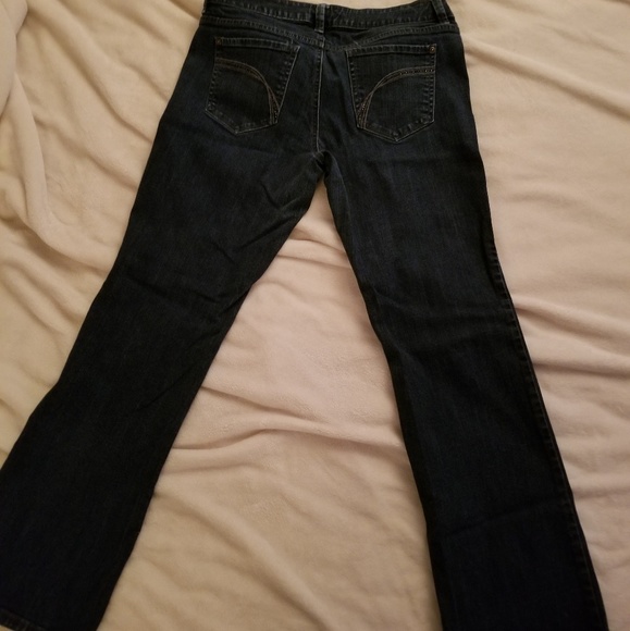 🔖⬇️PRICE DROP!!❤👖Apt. 9 boot cut jeans - Picture 3 of 6